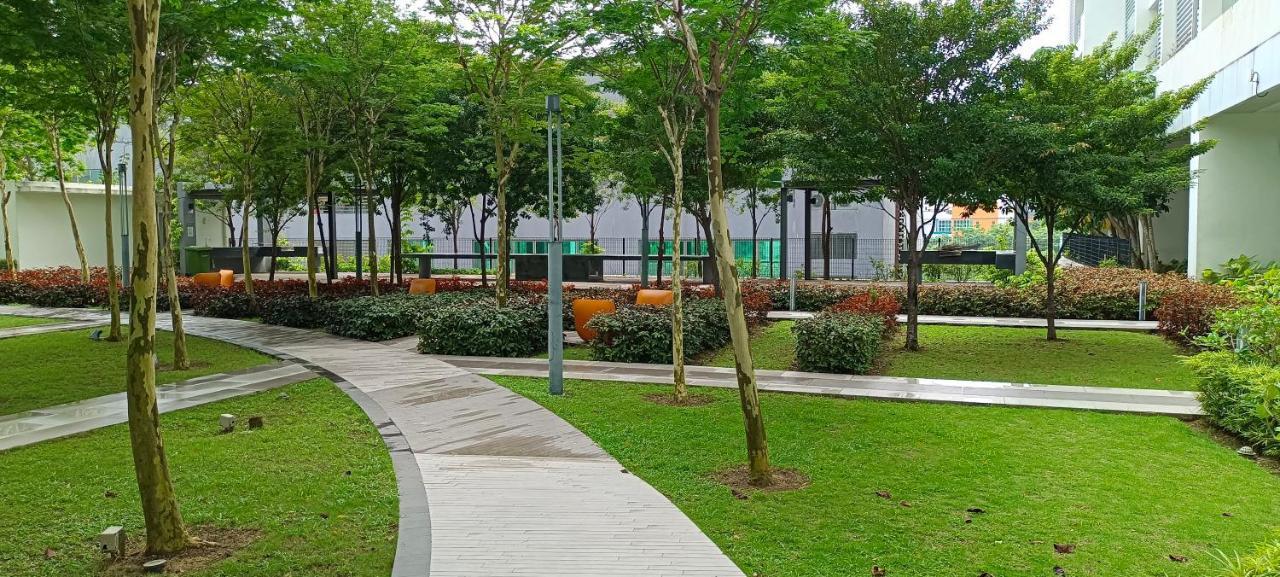 Peace B13 * Cyberjaya